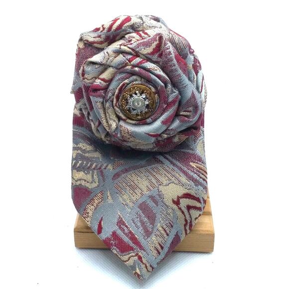 Vintage Silk Tie Brooch Pin Upcycled Wembley Hand Crafted Floral Button Jeweled - Picture 1 of 12
